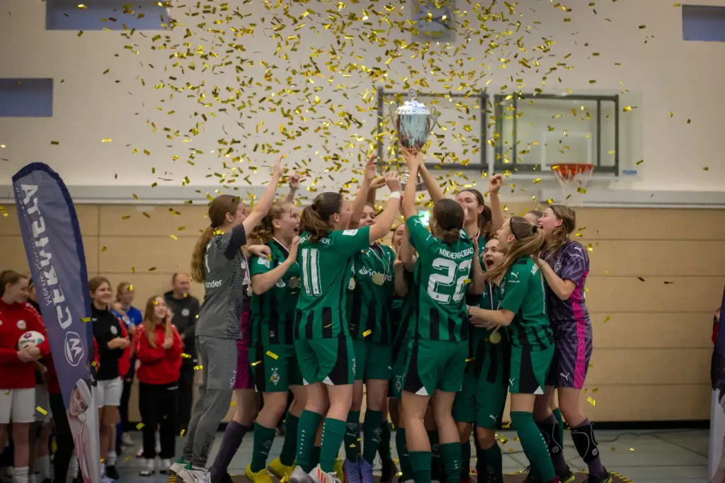 Gütersloher Hallenmasters / Dennis Seelige - FSV Gütersloh 200