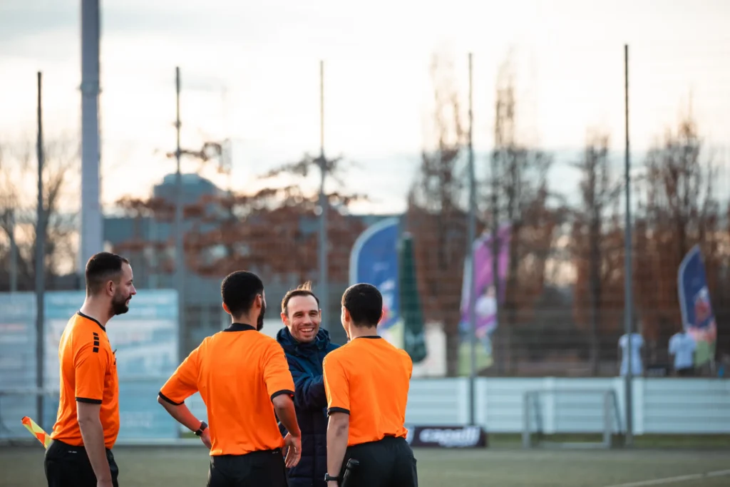 Stefan Krämer from Keystone Sports with players at soccer showcase
